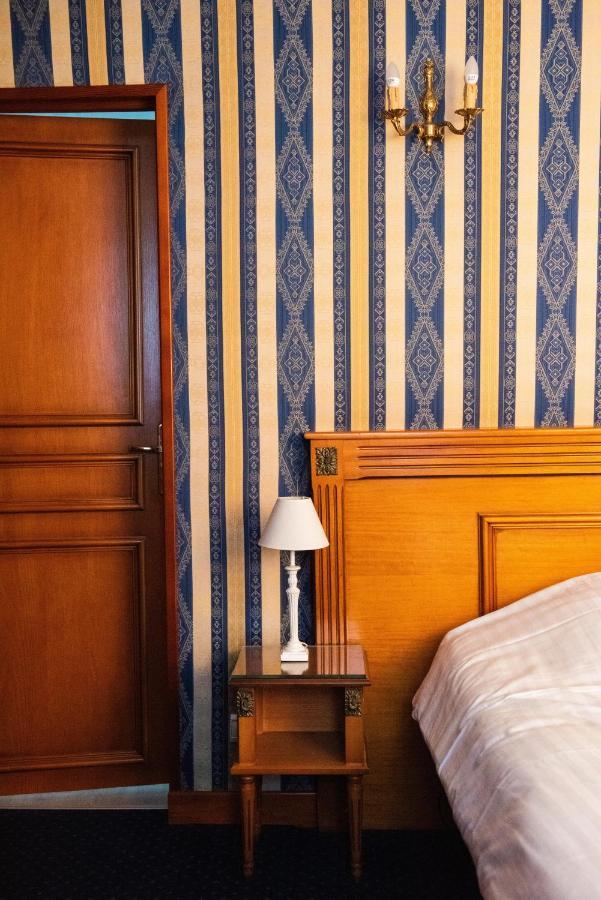 Hotel Jolly Roger ダンケルク エクステリア 写真