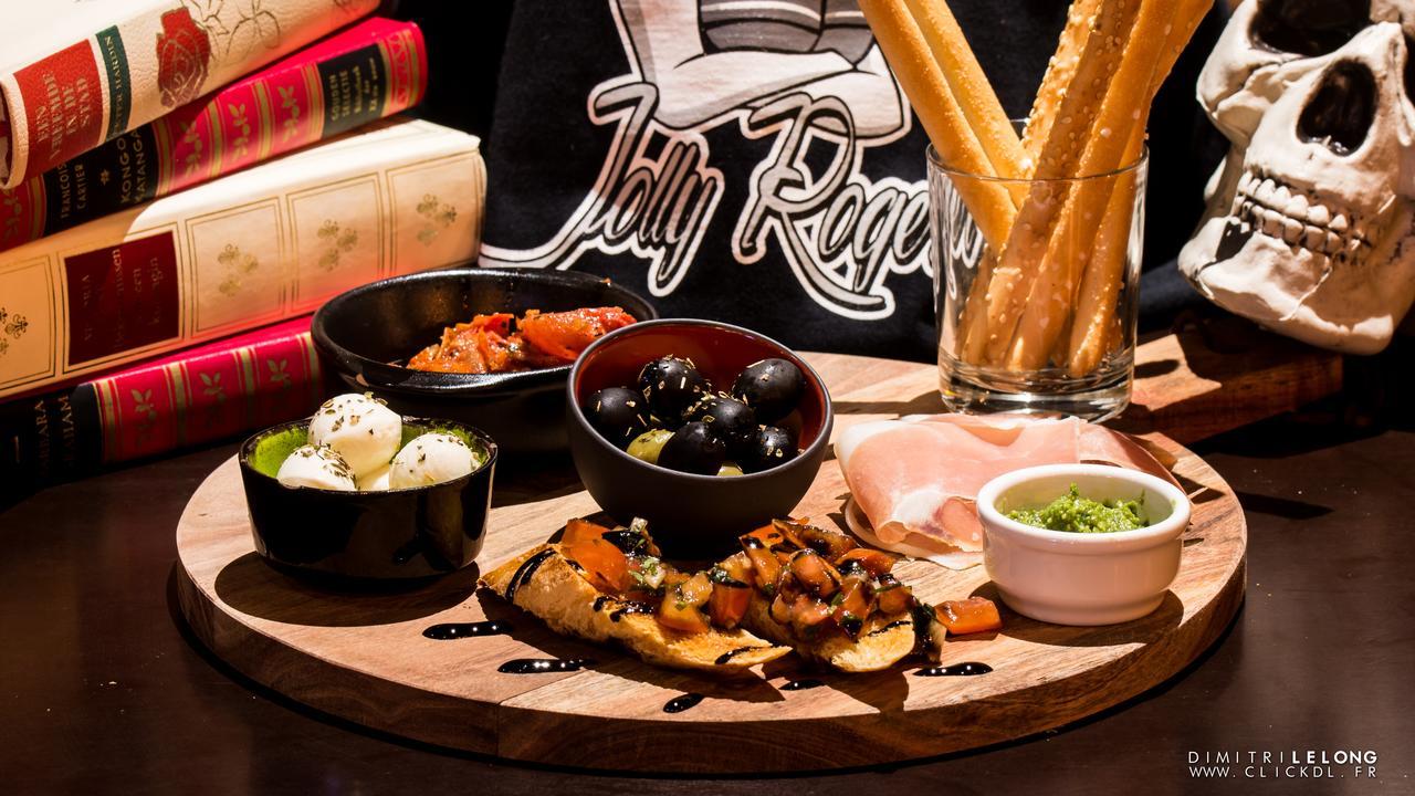 Hotel Jolly Roger ダンケルク エクステリア 写真